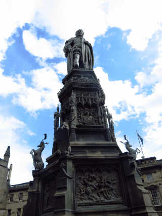 Aviary Photo_130775156773705307